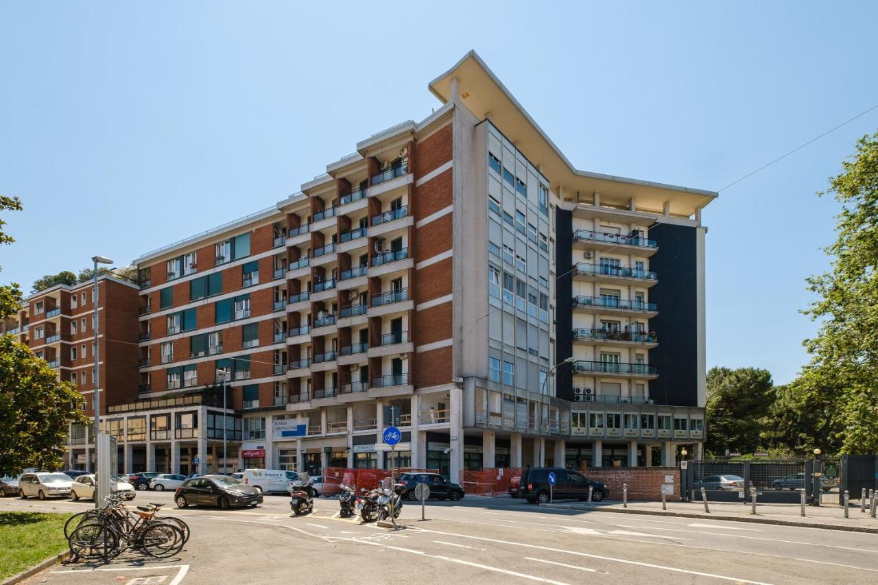 Studio 24 - Holiday & Business Apartment Bolonya Dış mekan fotoğraf