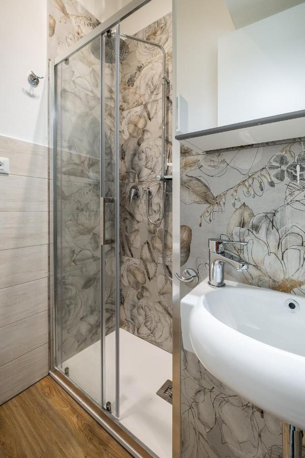 Studio 24 - Holiday & Business Apartment Bolonya Dış mekan fotoğraf